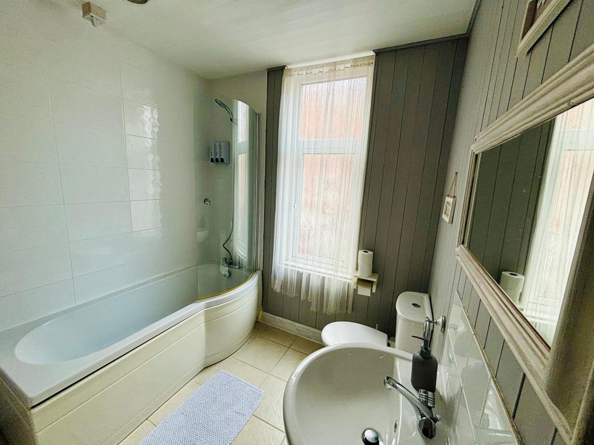 Le Papillon Hotel Blackpool Kültér fotó